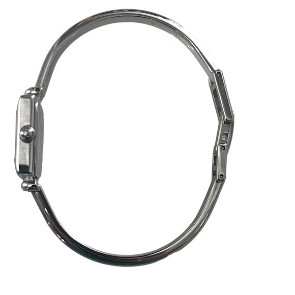 GUCCI 1900 Series Watch ( in working status) - Picture 6 of 10